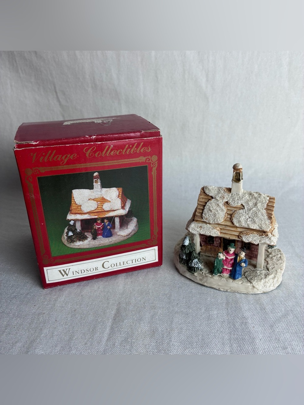 Windsor Collection Christmas Village Miniature Cabin Boxed
